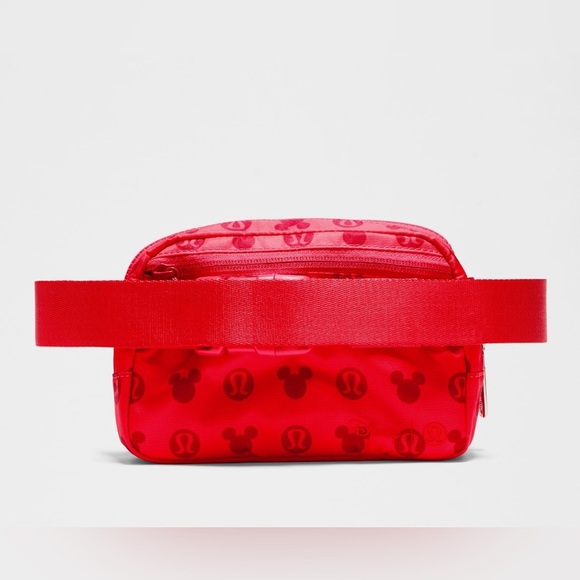 NEW DISNEY X LULULEMON EVERYWHERE BELT BAG MICKEY LOGO - Picture 3 of 9